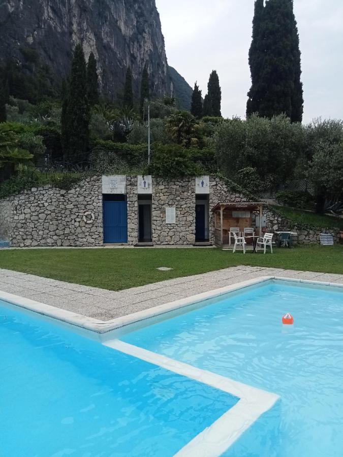 L'Angolo Di Pace E Relax Del Lago Di Garda 加尔达湖滨 外观 照片